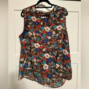 Cabi Wildflower Top. Fall 2020 Collection